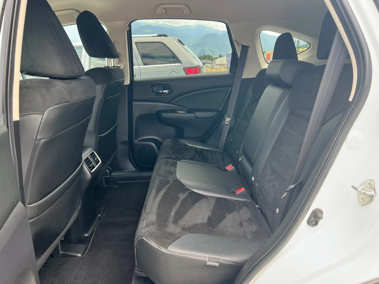 Honda Cr-v 1.6I-DTEC-FACELIFT-4X4-EXECUTIVE-КАМЕРА-LED - изображение 10