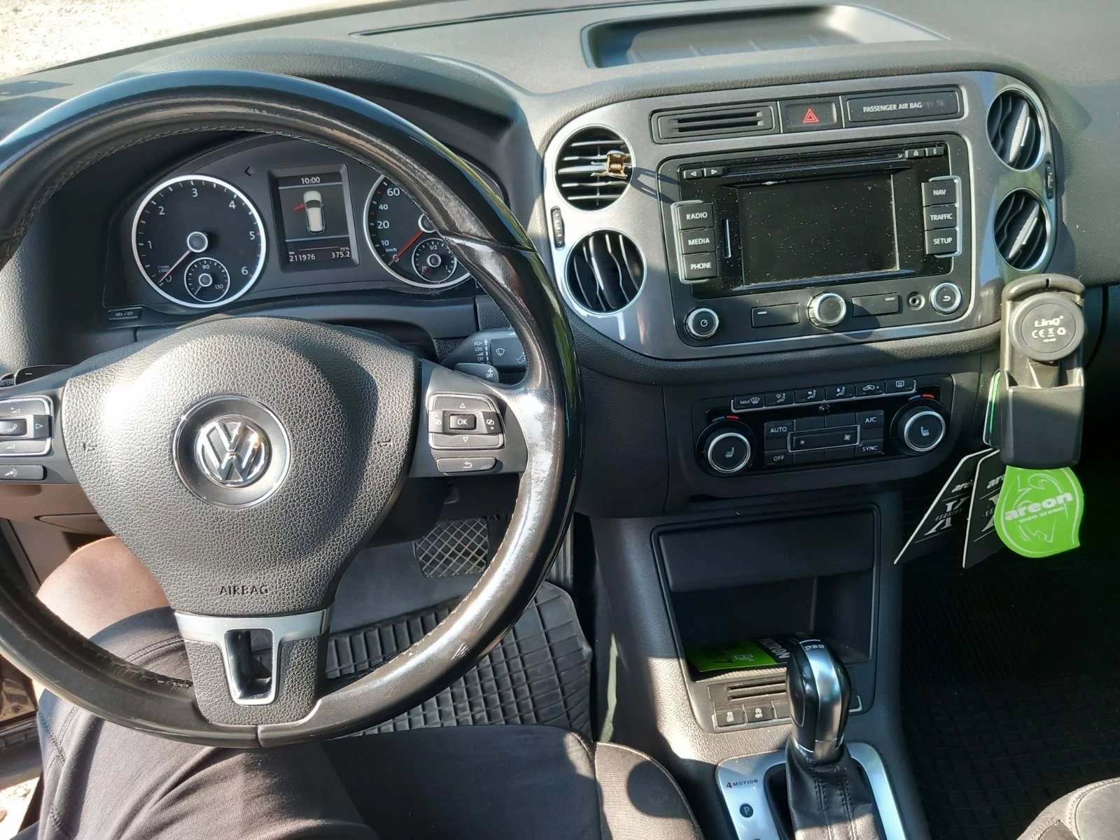 VW Tiguan Джип - изображение 7