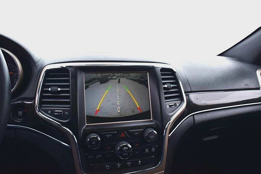 Jeep Grand cherokee OVERLAND* DISTRONIK* BI-XENON* PANO* V6 PENTASTAR - изображение 9