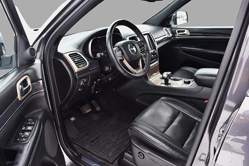 Jeep Grand cherokee OVERLAND* DISTRONIK* BI-XENON* PANO* V6 PENTASTAR - изображение 7