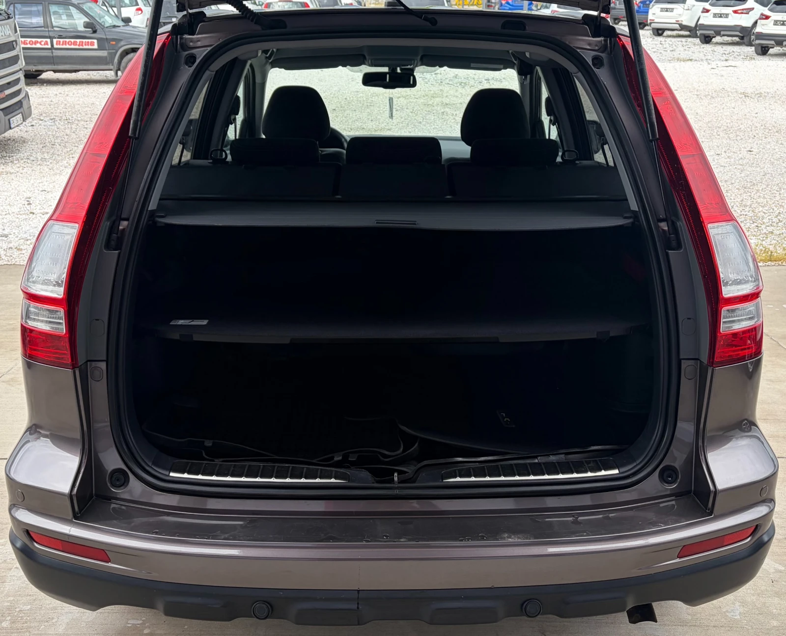 Honda Cr-v 2.2 i-DTEC, снимка 10 - Автомобили и джипове - 54287753