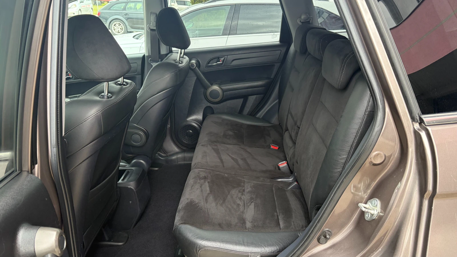 Honda Cr-v 2.2 i-DTEC, снимка 9 - Автомобили и джипове - 54287753