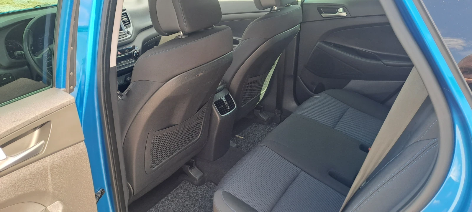 Hyundai Tucson 1.6i 16v, снимка 9 - Автомобили и джипове - 55006542