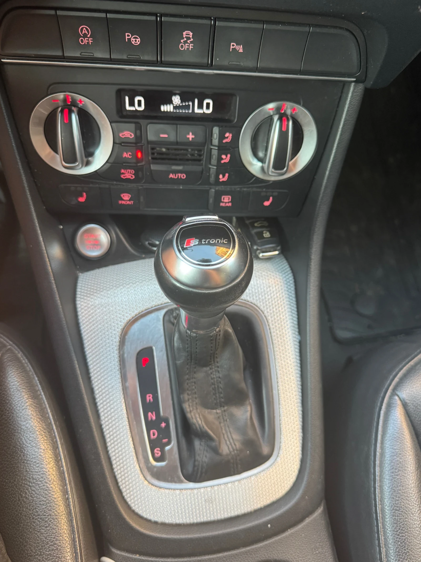 Audi Q3 2TDI S-Line S tronic QUATTRO 360/CAM, снимка 12 - Автомобили и джипове - 55578555