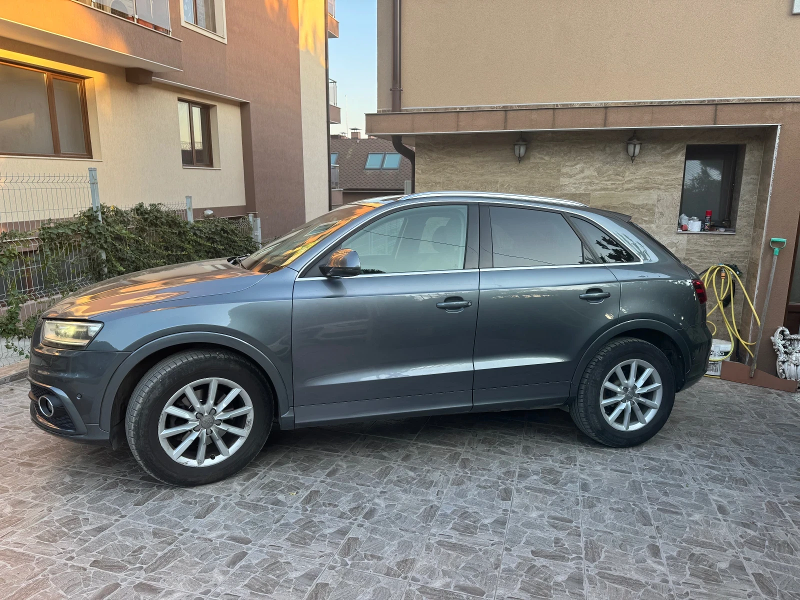 Audi Q3 2TDI S-Line S tronic QUATTRO 360/CAM, снимка 2 - Автомобили и джипове - 55578555