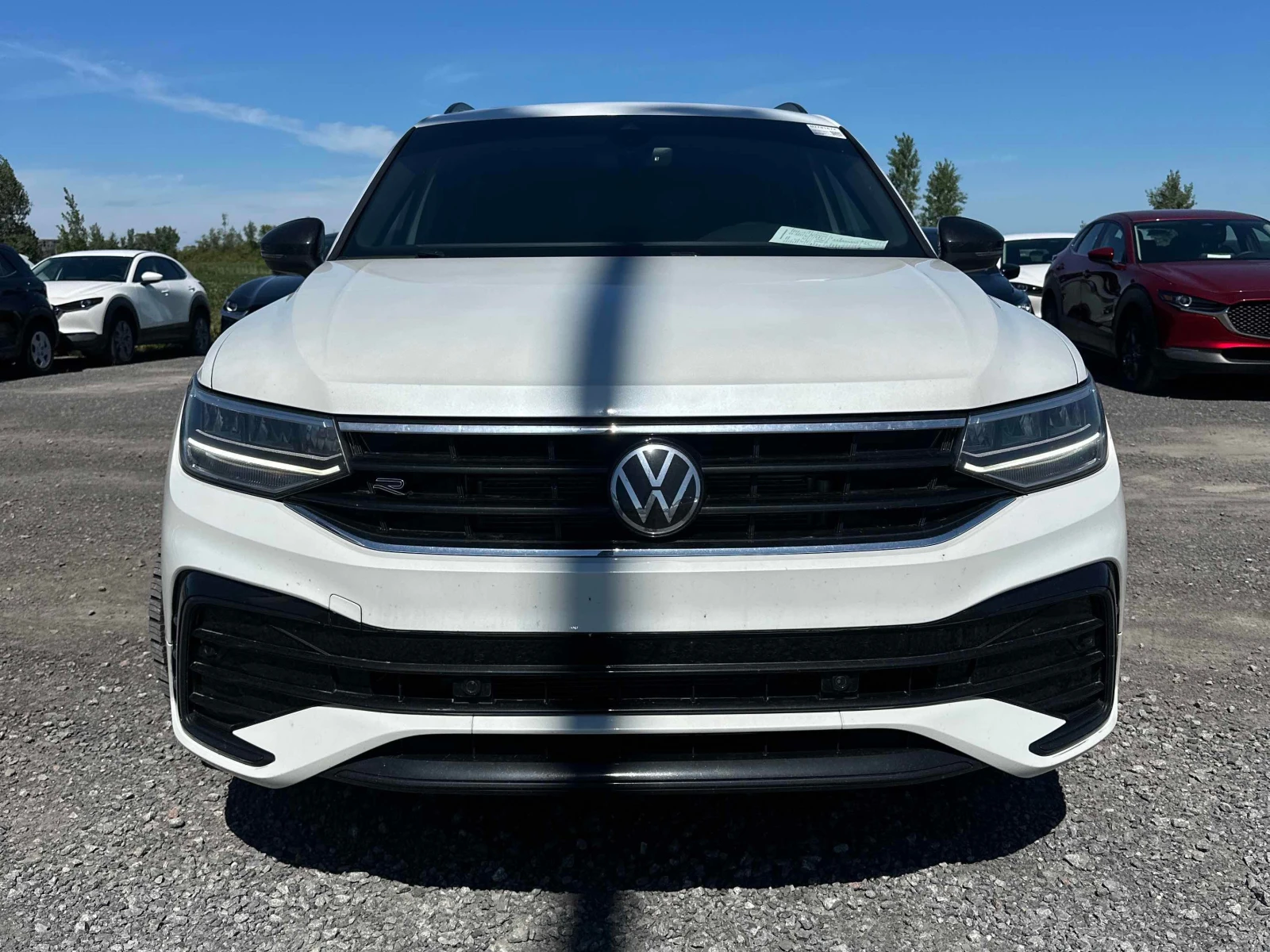 VW Tiguan Comfortline R Line Black Edition / CARFAX , снимка 5 - Автомобили и джипове - 55914574