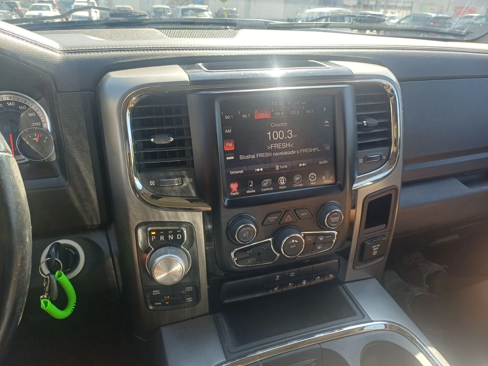 Dodge RAM 1500 пикап, снимка 7 - Автомобили и джипове - 56076213