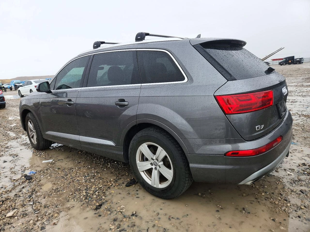 Audi Q7 2.0l Premium Plus, снимка 2 - Автомобили и джипове - 56570391