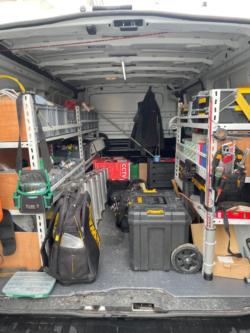 Renault Trafic 1.6 DCI L2H1, снимка 8 - Бусове и автобуси - 52591311