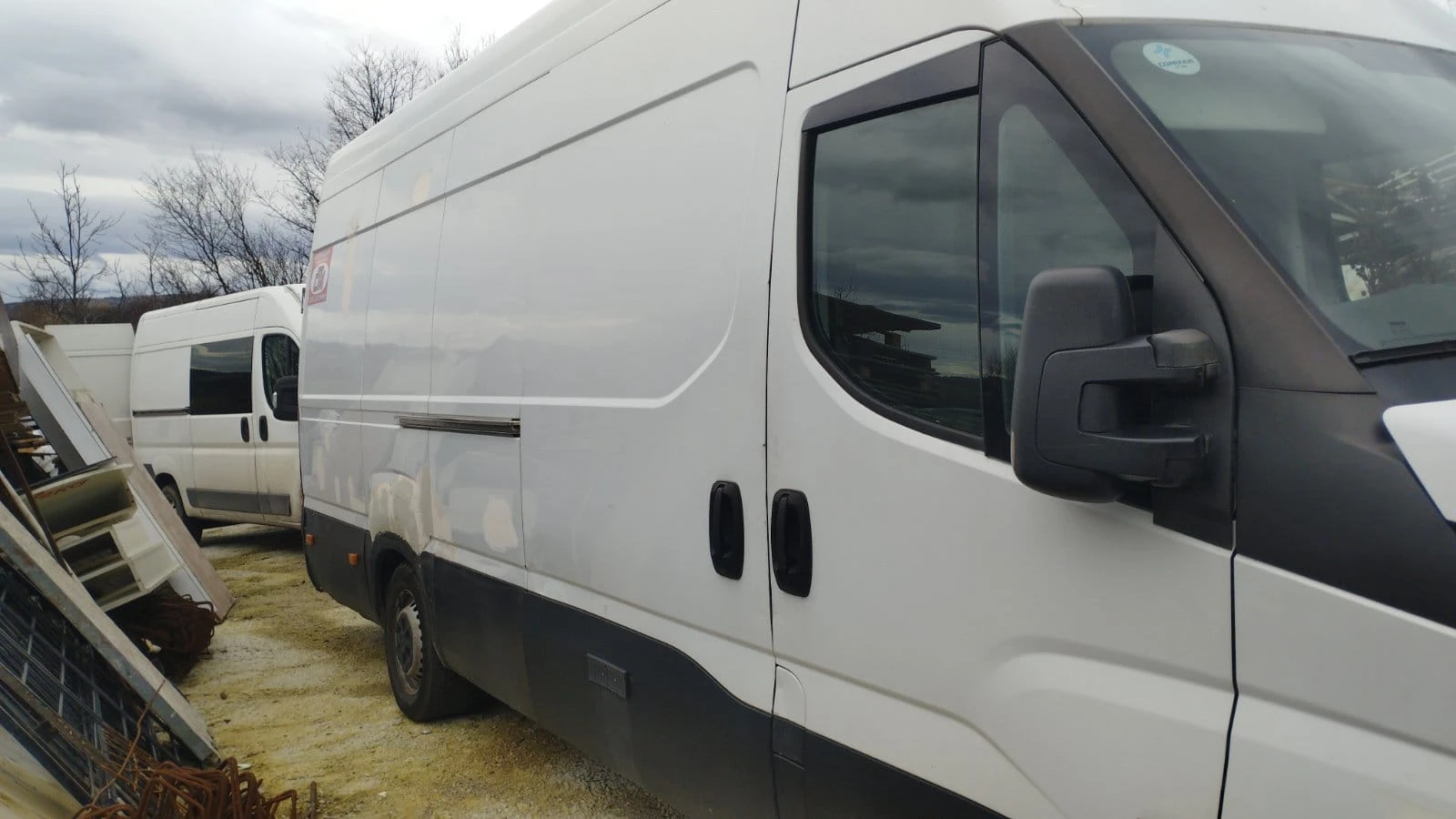 Iveco 35c15 fridge - изображение 2