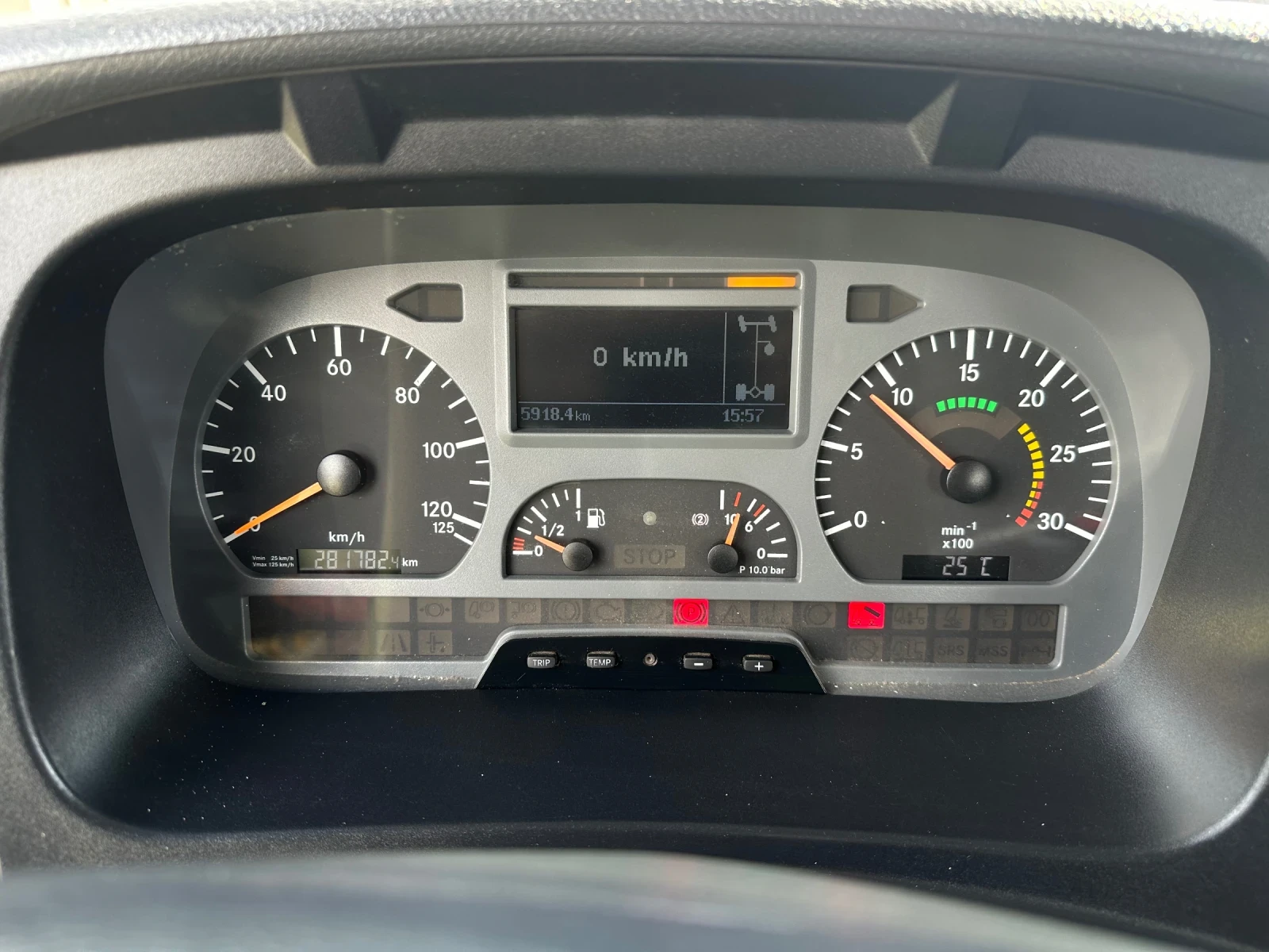 Mercedes-Benz Atego 815* Palfinger7001+ радио* Климатик* ТОП, снимка 14 - Камиони - 54359946
