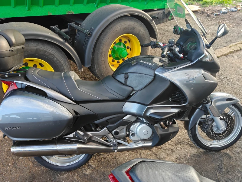 Honda Deauville 700i, снимка 3 - Мотоциклети и мототехника - 53408283