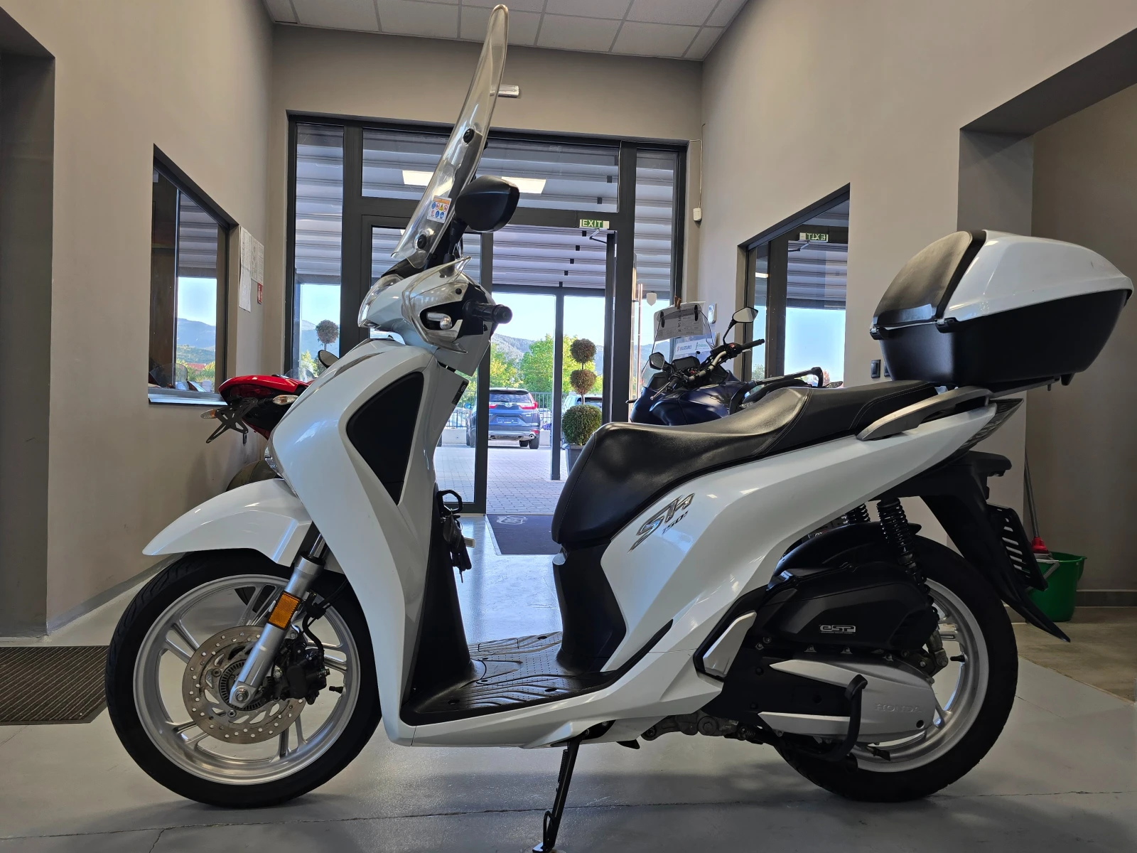 Honda Sh 150ie, ABS-Led, 2017г., снимка 6 - Мотоциклети и мототехника - 55527348