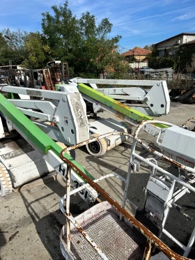 Автовишка Друга марка Haulotte цената е за двата броя, снимка 6