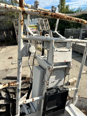 Автовишка Друга марка Haulotte цената е за двата броя, снимка 2