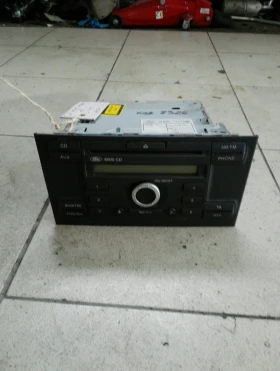 касетофон СД Форд Мондео