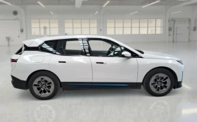 BMW iX xDrive 40, снимка 4