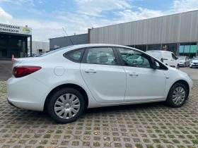 Opel Astra 1.4T Sedan, снимка 4