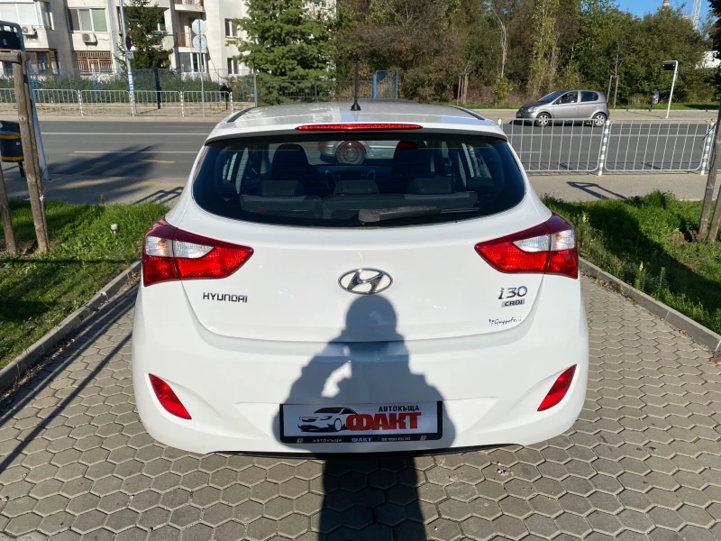 Hyundai I30 1.6CRDi/EURO.5B/РЕАЛНИ КМ ! ! ! , снимка 5 - Автомобили и джипове - 47655594