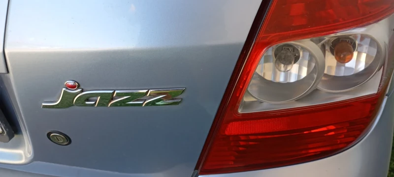 Honda Jazz, снимка 13 - Автомобили и джипове - 48489358