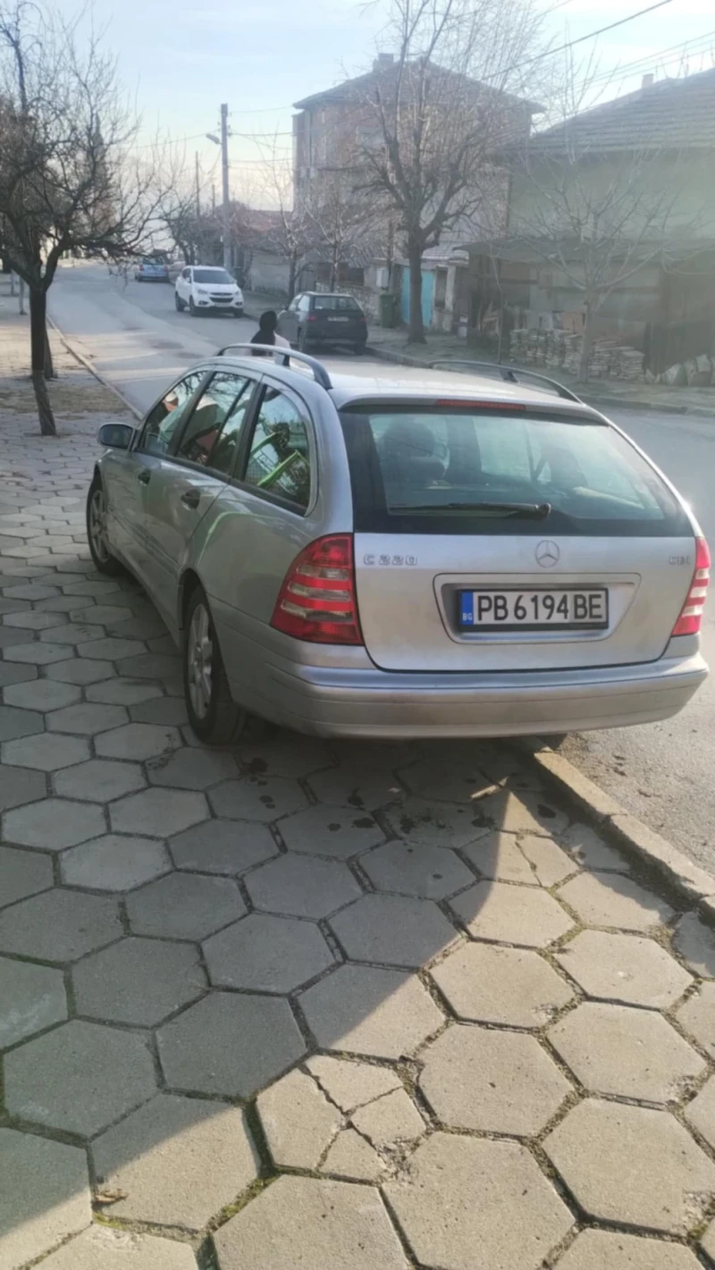 Mercedes-Benz C 220 C220, снимка 2 - Автомобили и джипове - 48604206