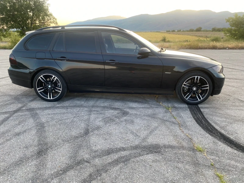 BMW 320, снимка 3 - Автомобили и джипове - 52263601