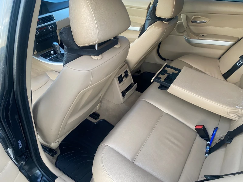 BMW 320, снимка 8 - Автомобили и джипове - 52263601