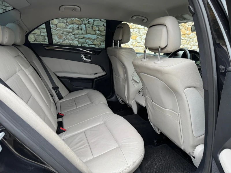 Mercedes-Benz E 350, снимка 9 - Автомобили и джипове - 52142786