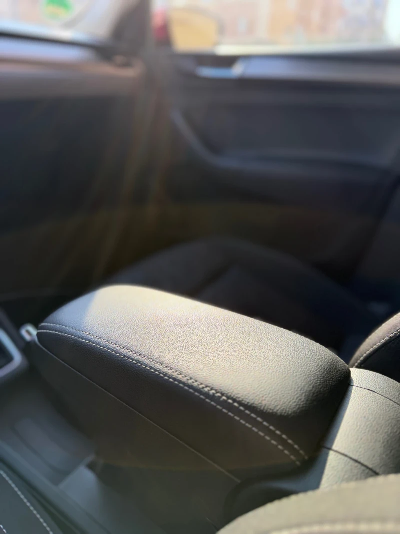 Skoda Rapid, снимка 12 - Автомобили и джипове - 53157060