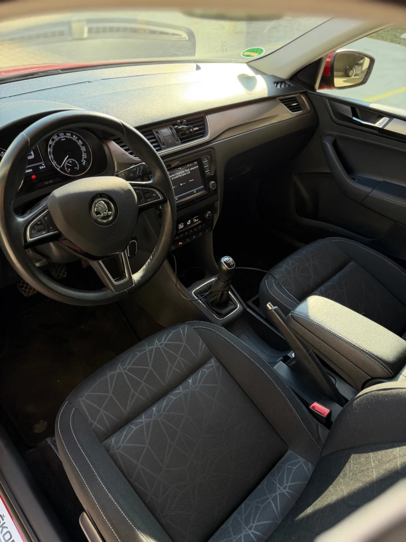 Skoda Rapid, снимка 9 - Автомобили и джипове - 53157060