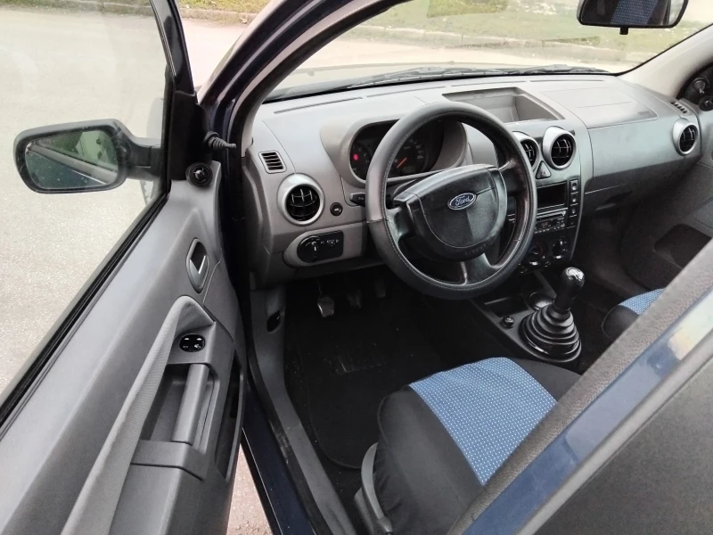 Ford Fusion 1.4i.80k + КЛИМА. БЕНЗИН. 2004г , снимка 17 - Автомобили и джипове - 53444650