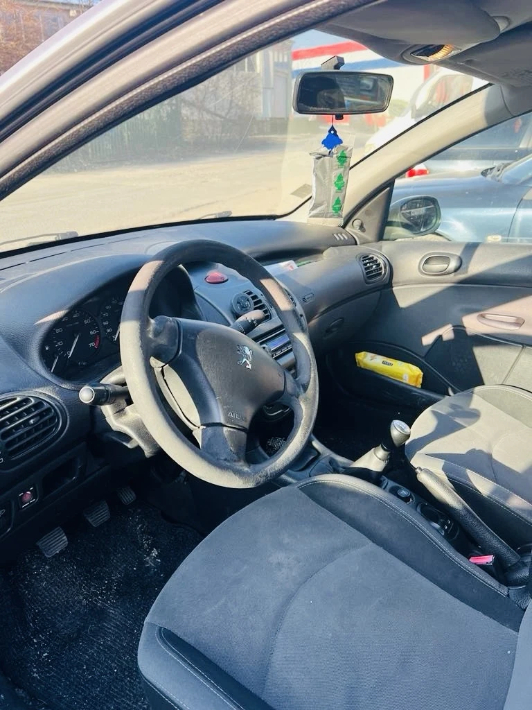 Peugeot 206, снимка 4 - Автомобили и джипове - 49184239