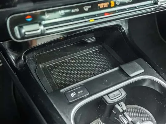 Mercedes-Benz CLA 250 4MATIC | COUPE | PANO | ПОДГРЕВИ - изображение 9