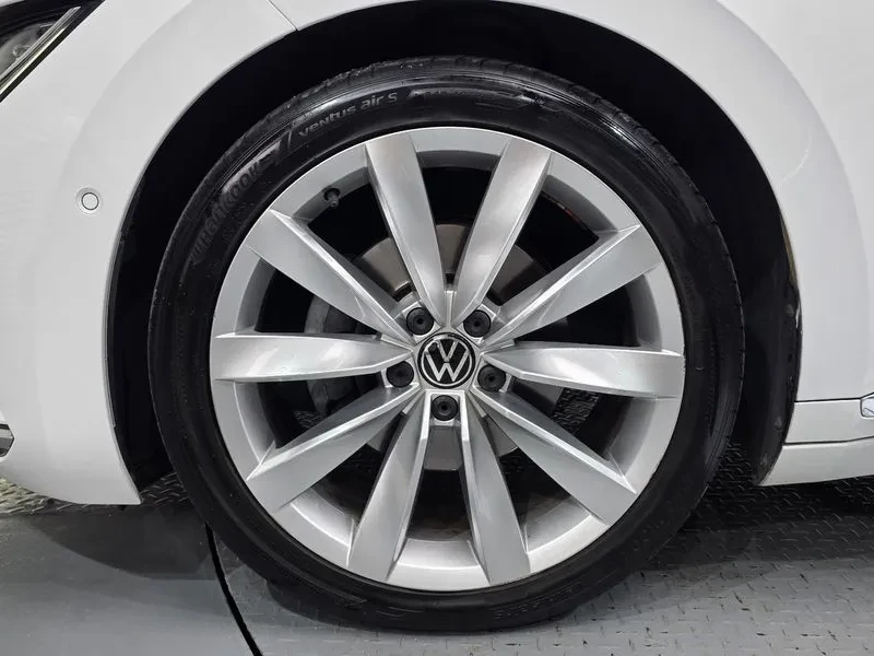 VW Arteon 2.0 TDI - САМО 30% АВАНС, снимка 5 - Автомобили и джипове - 55895611