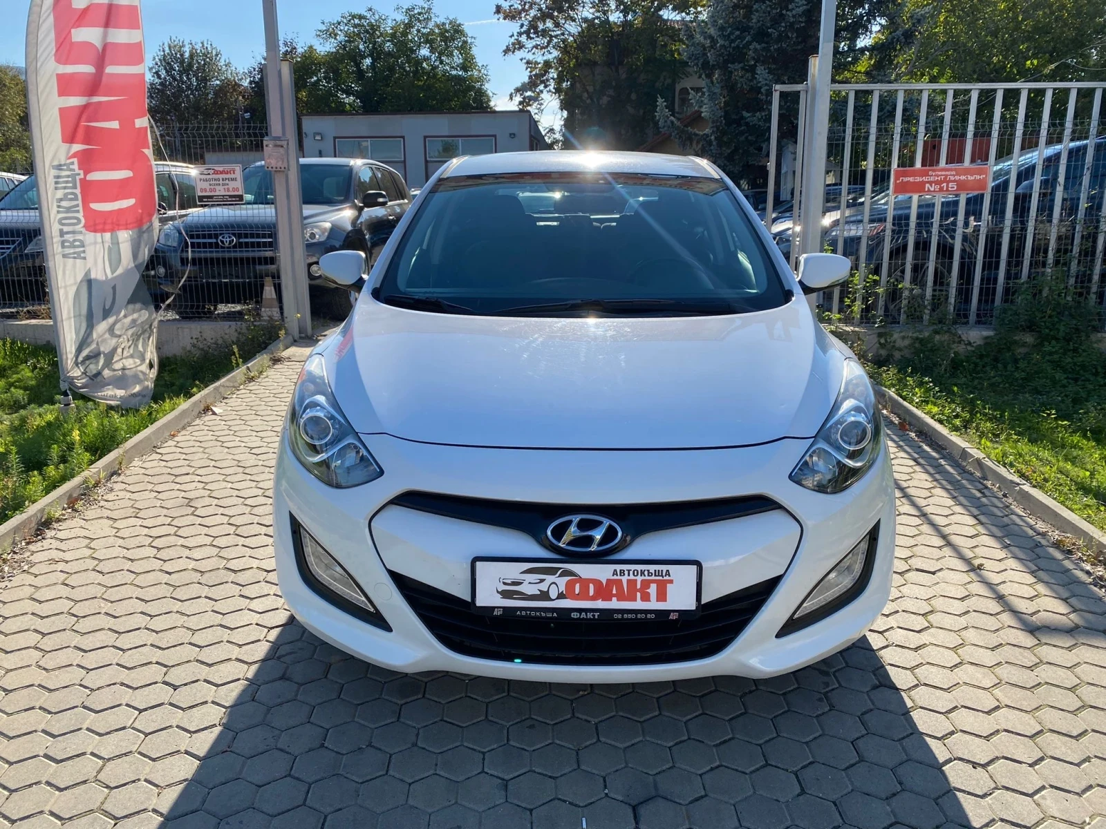 Hyundai I30 1.6CRDi/EURO.5B/РЕАЛНИ КМ ! ! !  - изображение 2