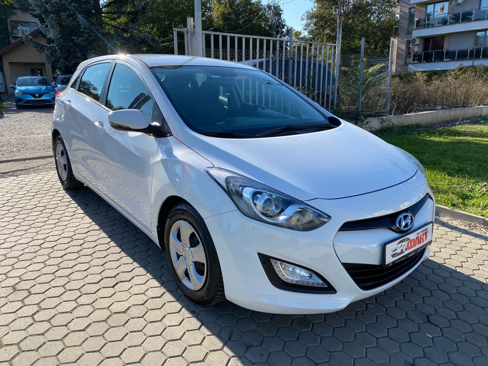 Hyundai I30 1.6CRDi/EURO.5B/РЕАЛНИ КМ ! ! !  - изображение 3