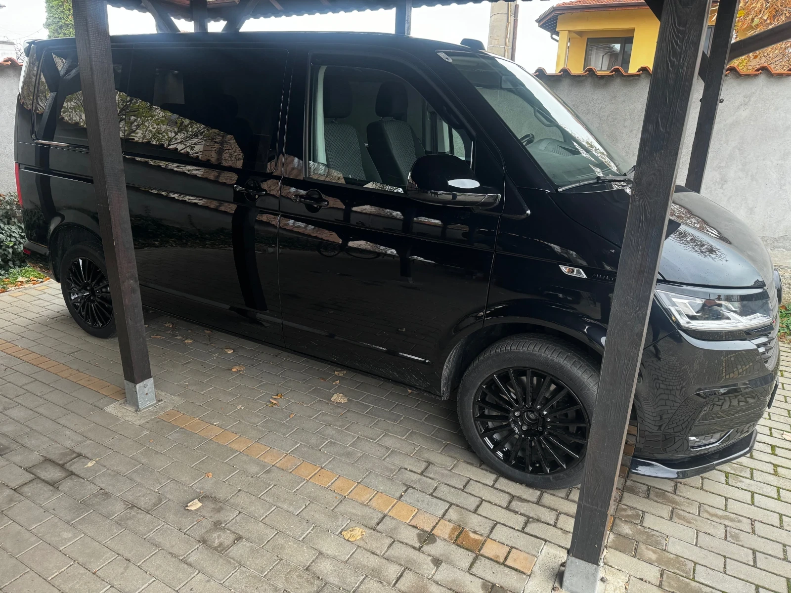 VW Multivan T6, 4motion, R-cam, 19, ACC, AHK, DAB - изображение 6