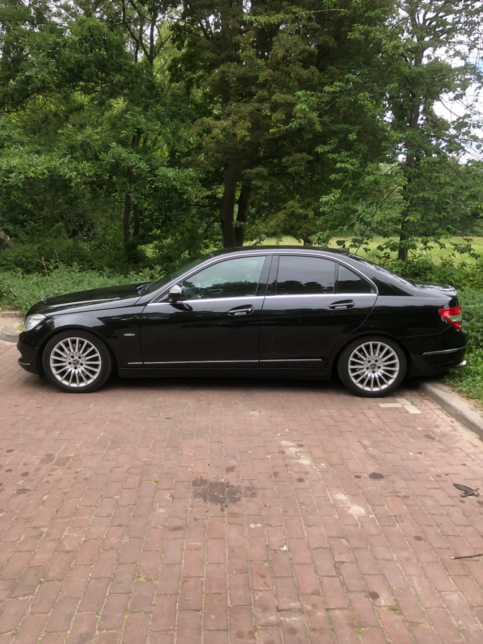 Mercedes-Benz C 320  - изображение 2