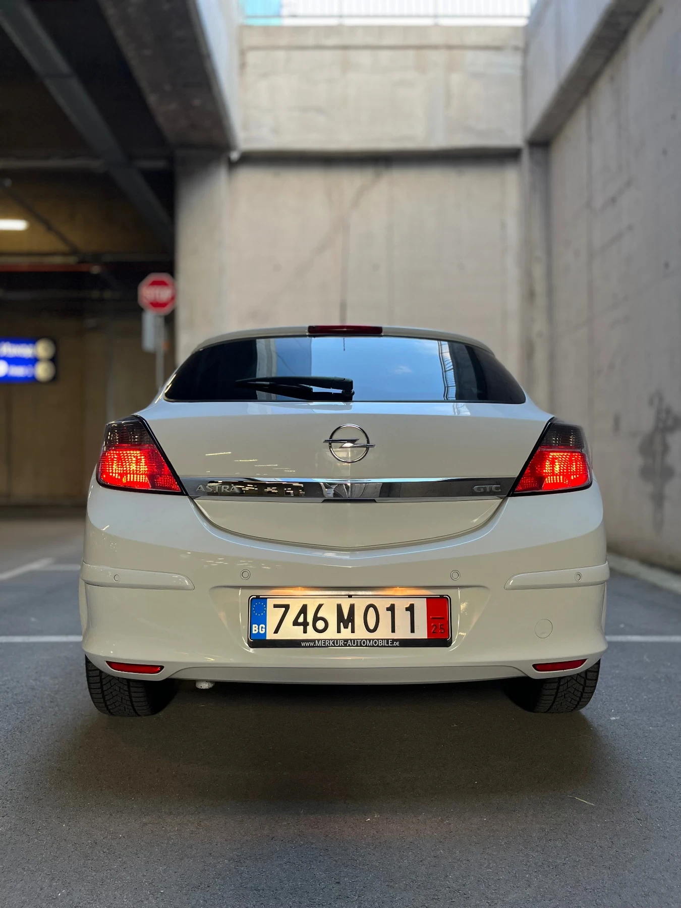 Opel Astra 1.8 GTC - изображение 5