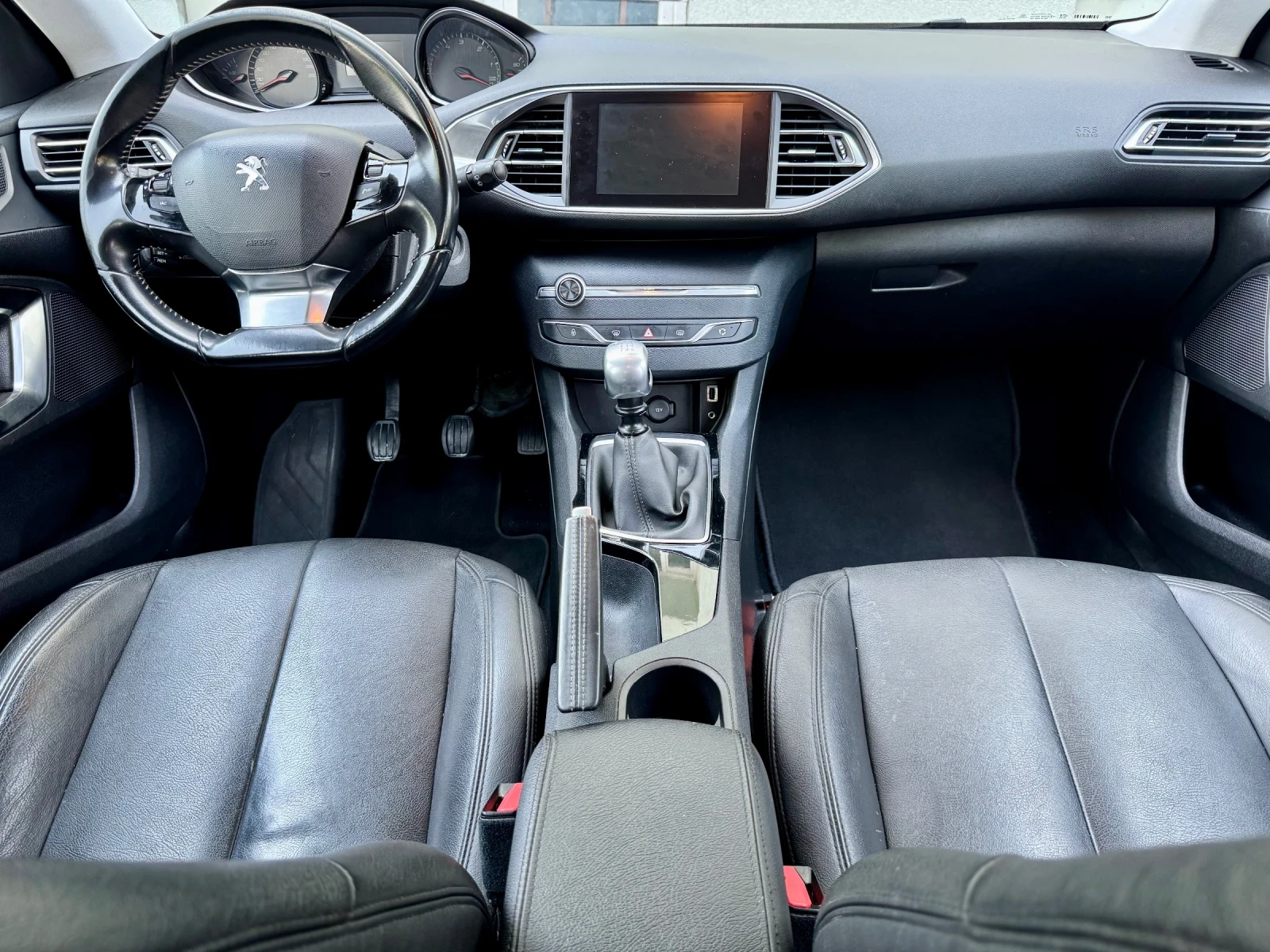 Peugeot 308 1.6 BlueHDI   |   |   | Mobile.bg   11