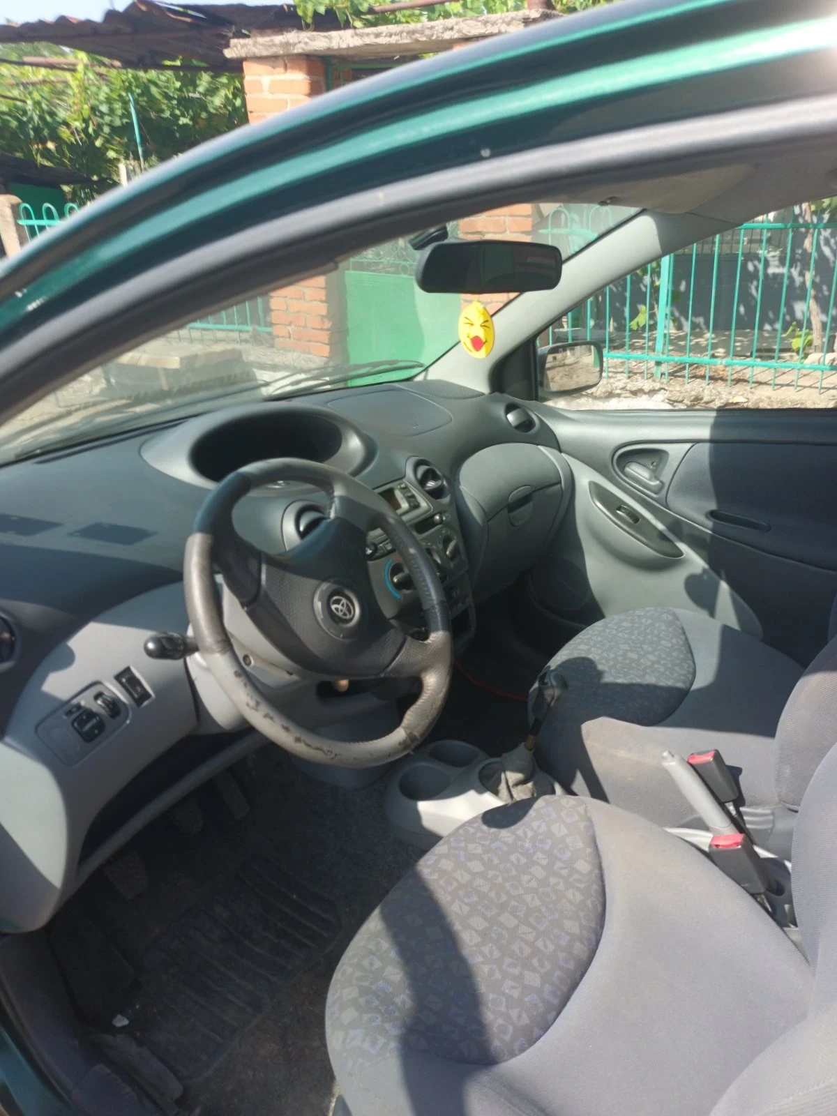 Toyota Yaris  - изображение 4