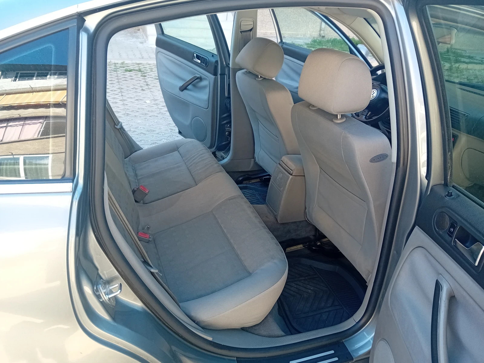 VW Passat  - изображение 10