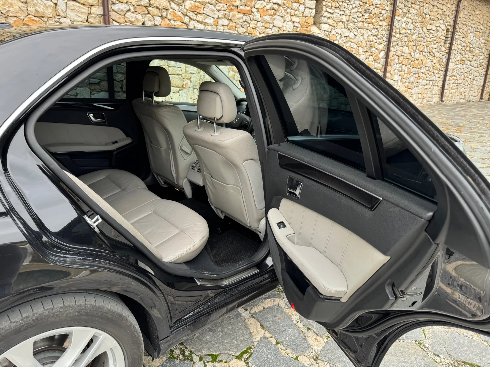 Mercedes-Benz E 350 | Mobile.bg — изображение 10
