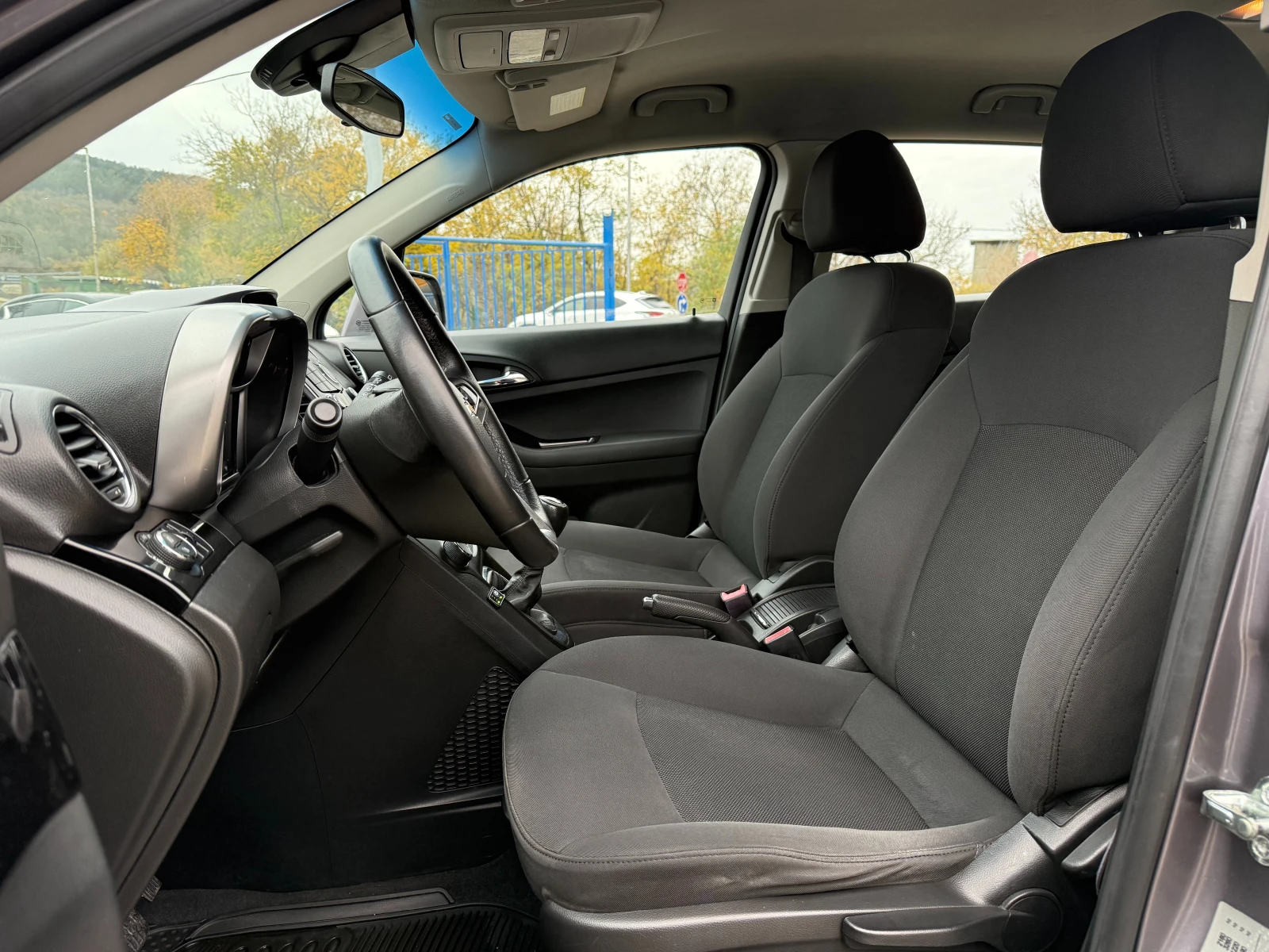 Chevrolet Orlando 1.8i-ГАЗ - БЕНЗИН-7 Местен-Всичко платено - изображение 10