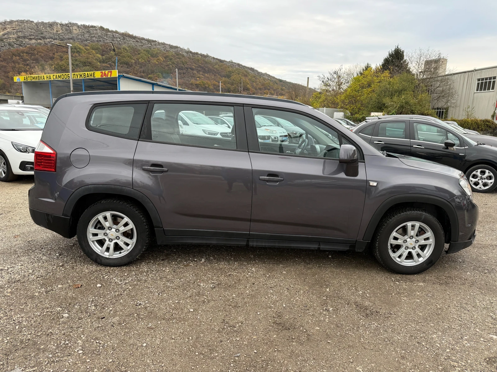 Chevrolet Orlando 1.8i-ГАЗ - БЕНЗИН-7 Местен-Всичко платено - изображение 7
