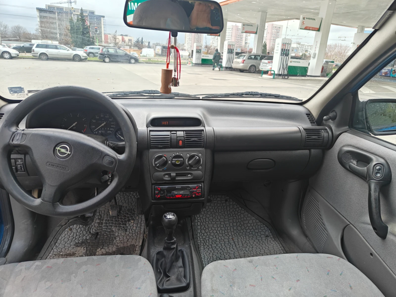 Opel Corsa 1.0 - изображение 5