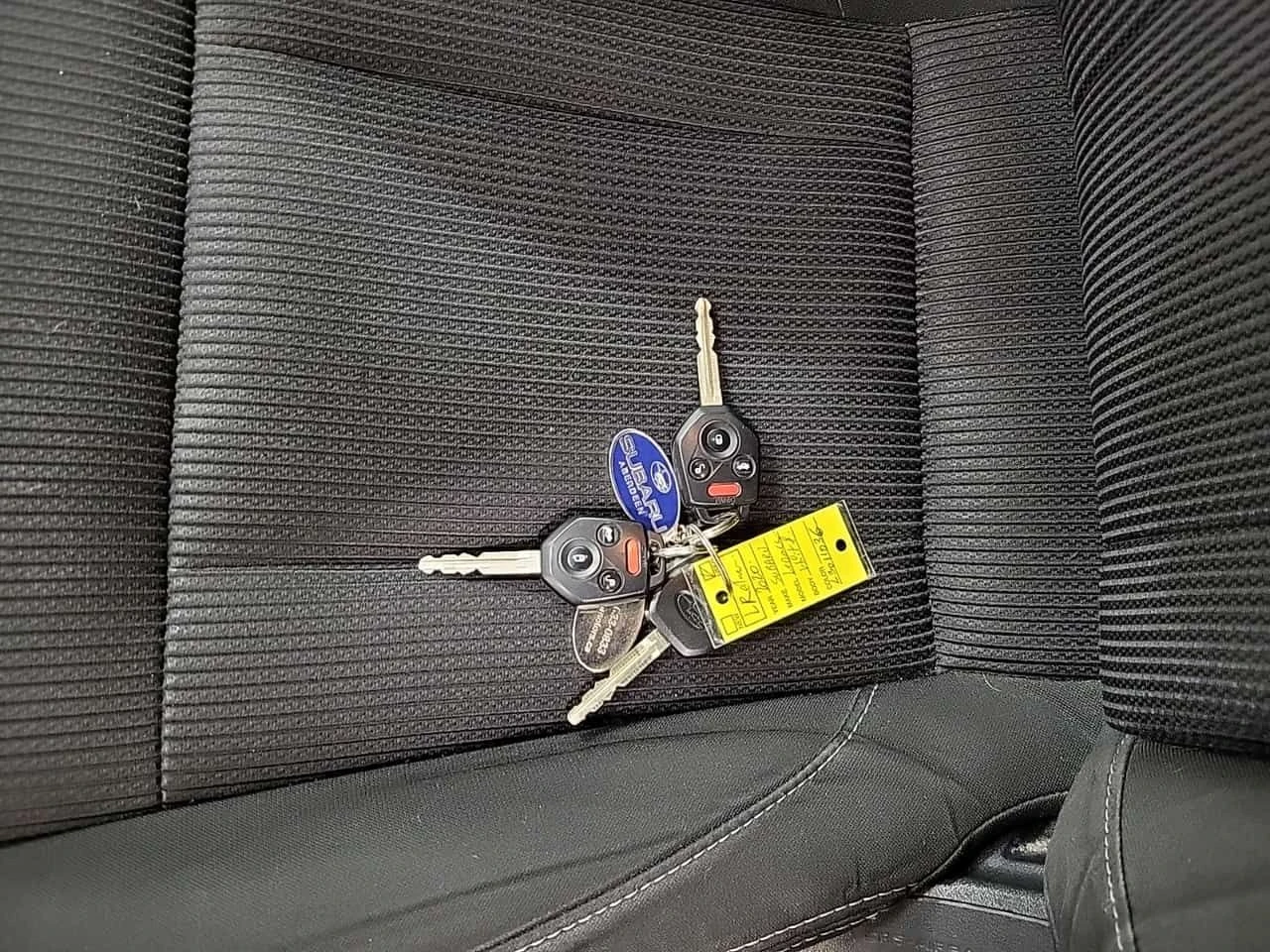 Subaru Legacy * CONVENIENCE * 2 КЛЮЧА* ПОДГРЕВ* , снимка 8 - Автомобили и джипове - 53756331