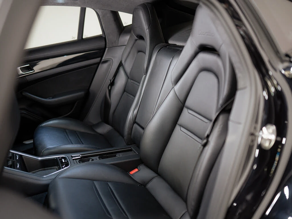 Porsche Panamera, снимка 16 - Автомобили и джипове - 53814217