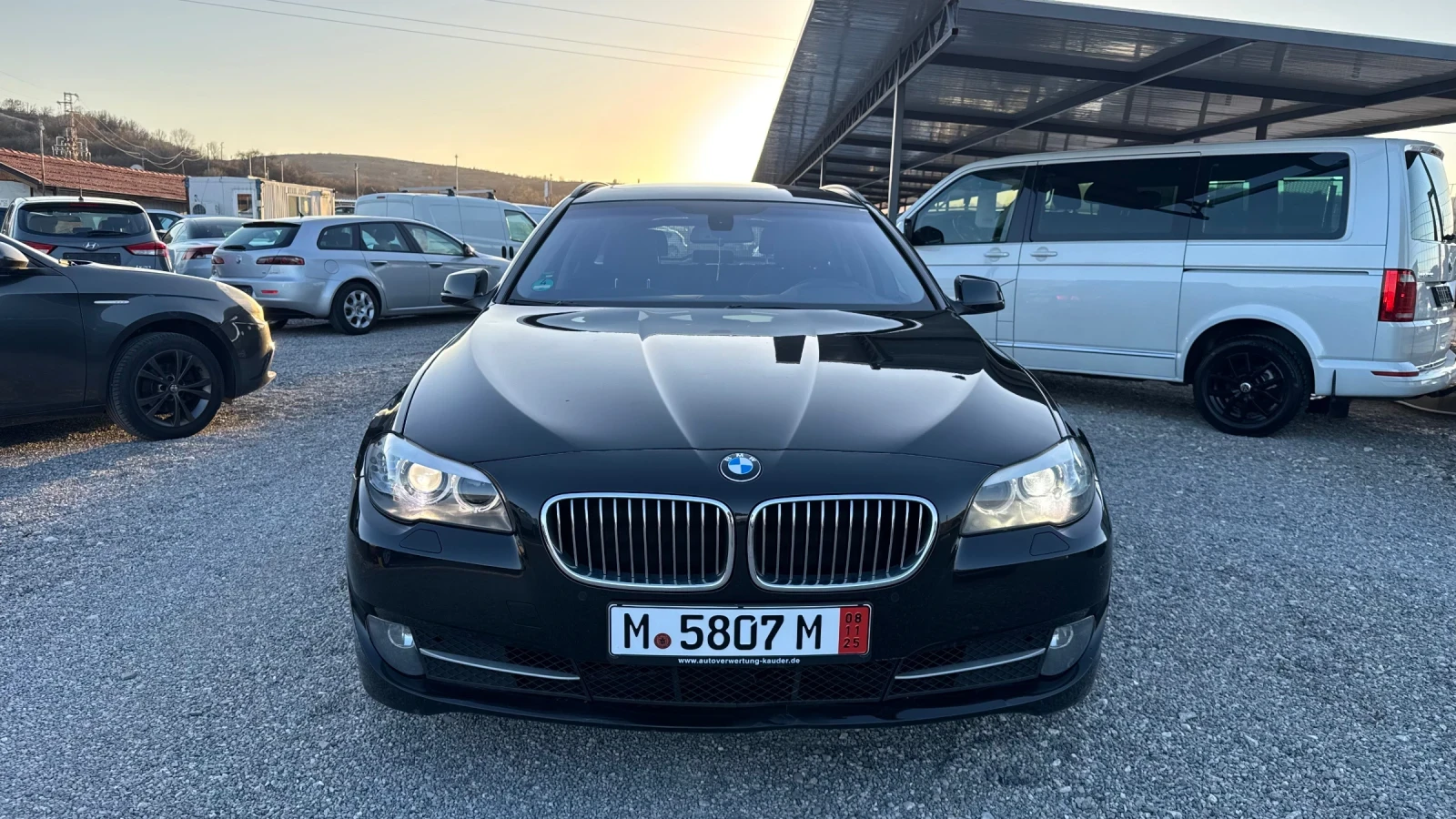 BMW 520, снимка 7 - Автомобили и джипове - 53846935