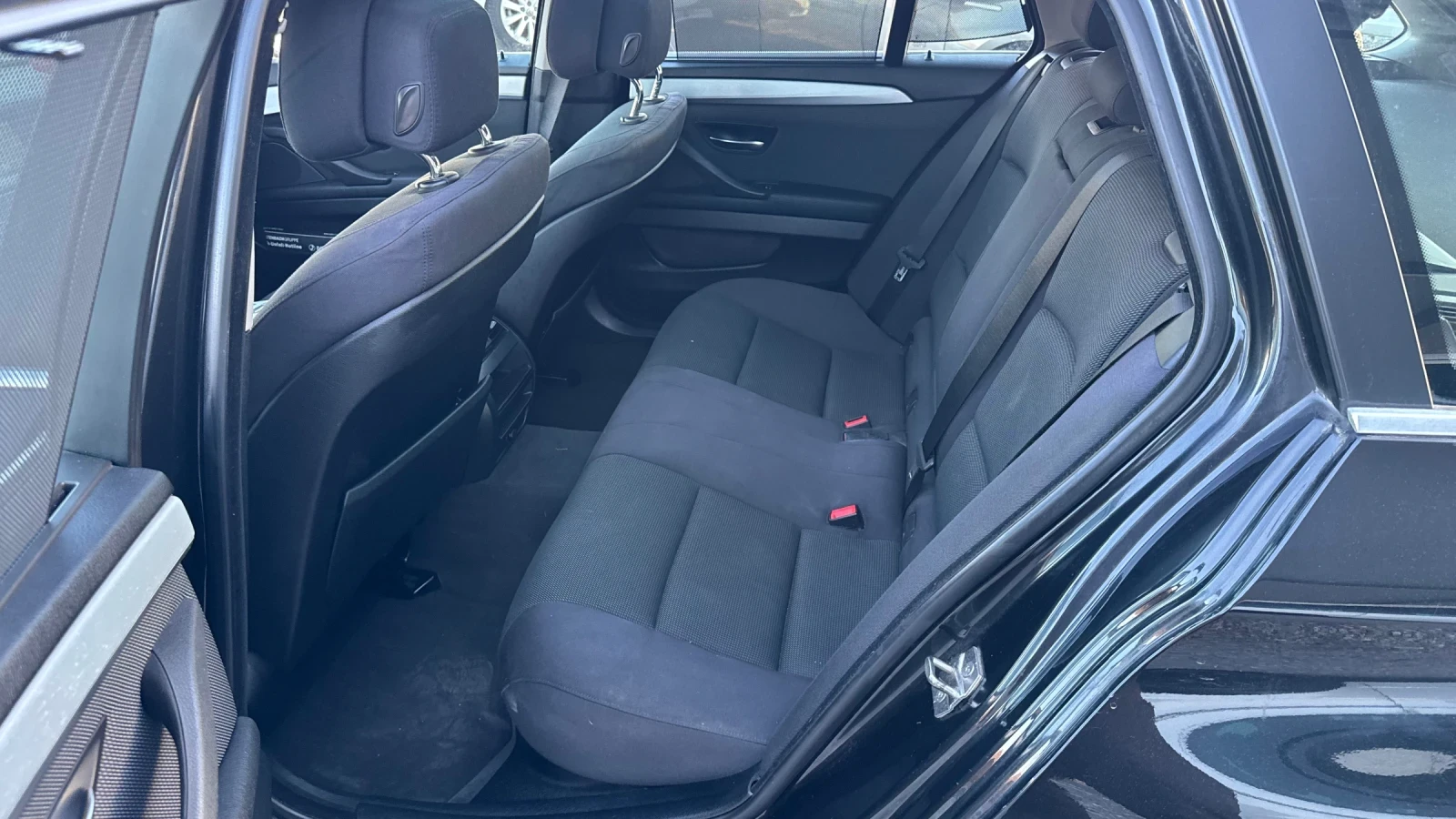 BMW 520, снимка 10 - Автомобили и джипове - 53846935